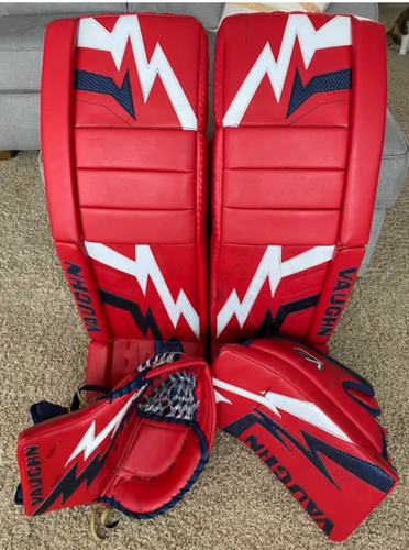 33" Vaughn Custom Pulse V9 Pro Carbon Full Set