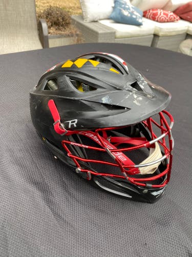 Used Cascade R Helmet