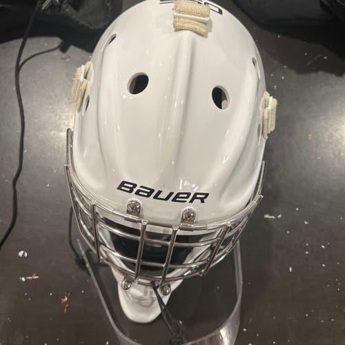 Bauer 950  Senior White Goalie Mask