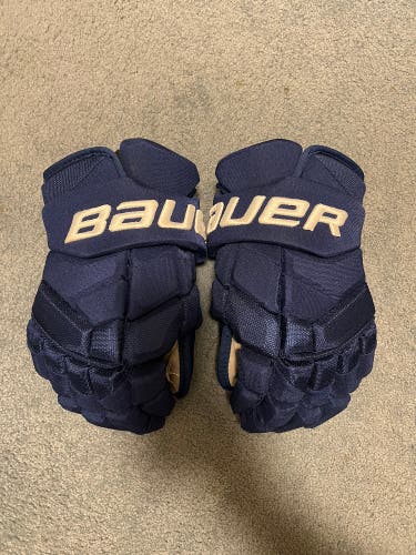 Bauer 13" Pro Stock Supreme 2S Pro Gloves Canucks Troy Stecher