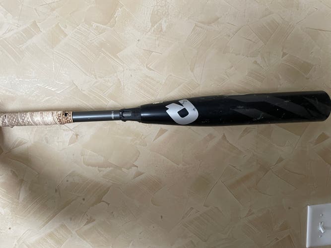 Used USSSA Certified 2020 DeMarini Composite Cf black Bat (-5) 29 oz 32"