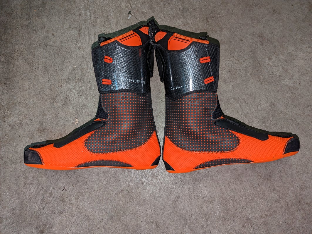 Tecnica Mach 1 LV Ski Boots Size Mondo 24.5 Orange Used – Replays Sports  Exchange