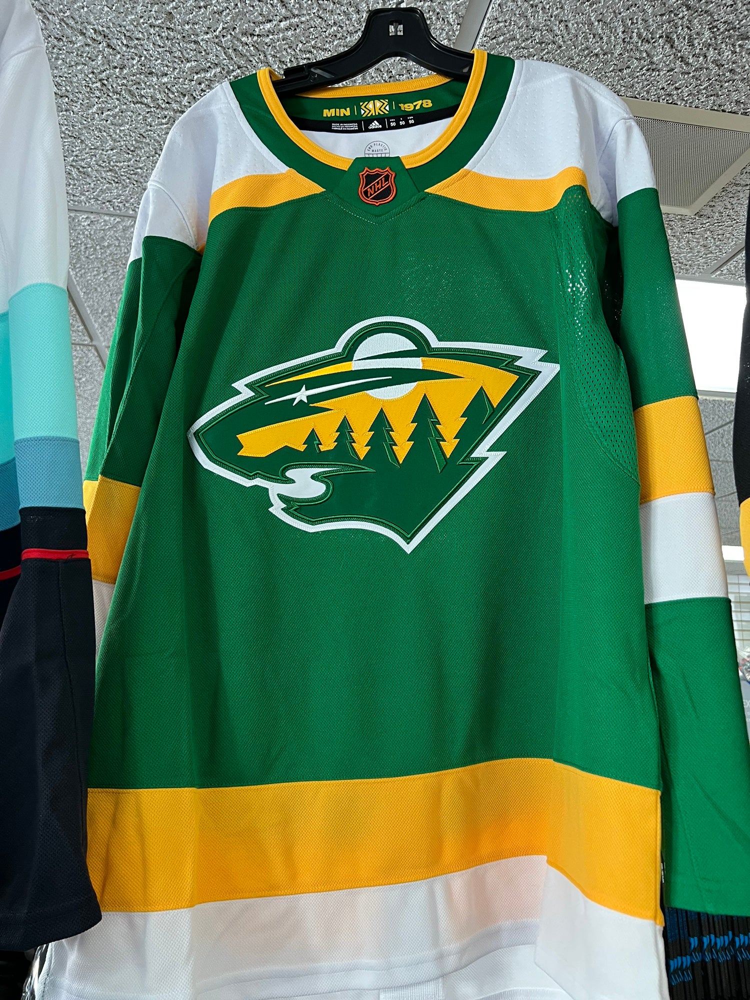 Minnesota Wild auctioning off North Stars warm-up jerseys