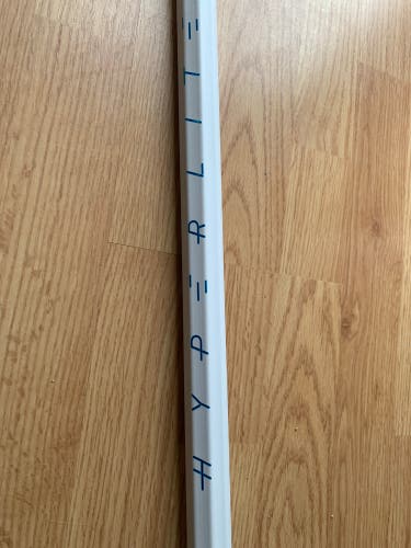 New Maverik Hyperlite Shaft White blue
