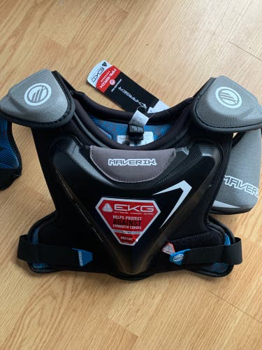 Youth Large Maverik Charger Shoulder Pads