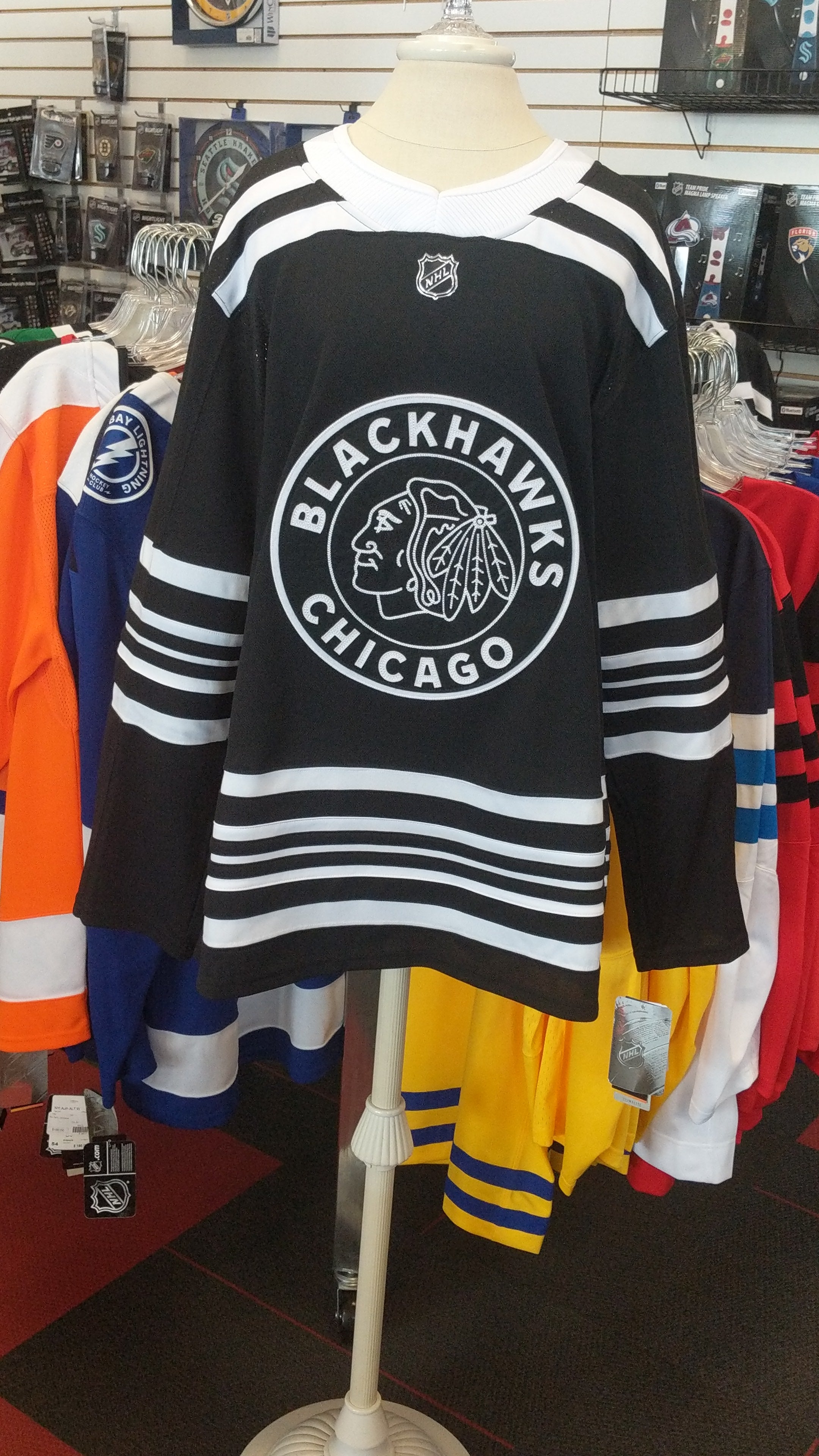 WOMENS CHICAGO BLACKHAWKS Adidas NHL Authentic HOODIE M MEDIUM BLACK NWT  $90