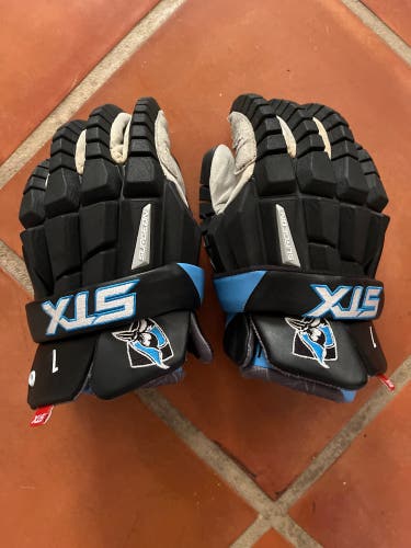 Used John's Hopkins STX Surgeon RZR Lacrosse Gloves