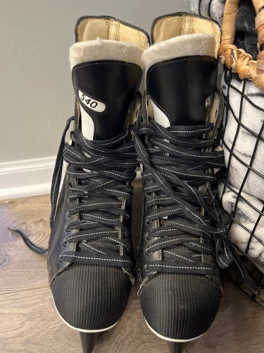 CCM Tacks Pro 3 Lite