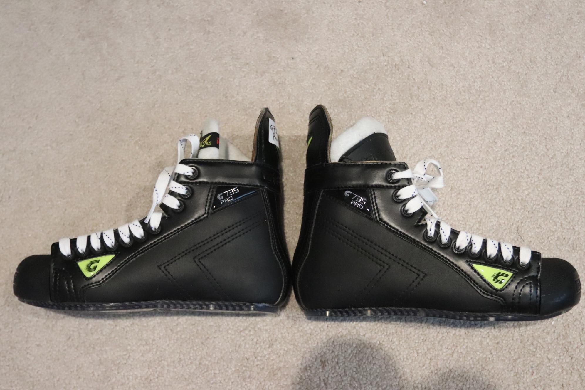 Graf G735 Pro Hockey Skates - Size 5.5R - #81