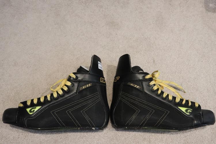 Graf Ultra G35 Hockey Skates - Size 10.5R - #84