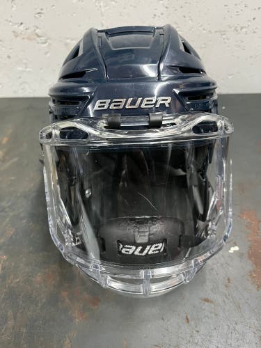 Used Medium Bauer Re-Akt 150 Helmet