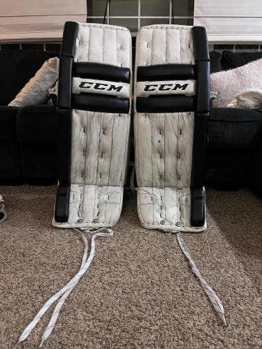 34" CCM Retro Flex Goalie Leg Pads