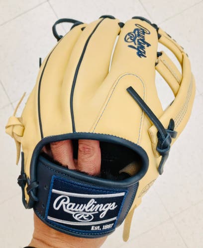 Outfield 12" Gold Glove Gamer Series Baseball Glove