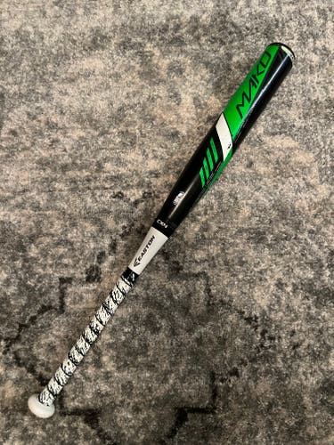 HOT BAT!! New Grip!! Rare size!! Hard to find!! Easton Mako 28/17 -11