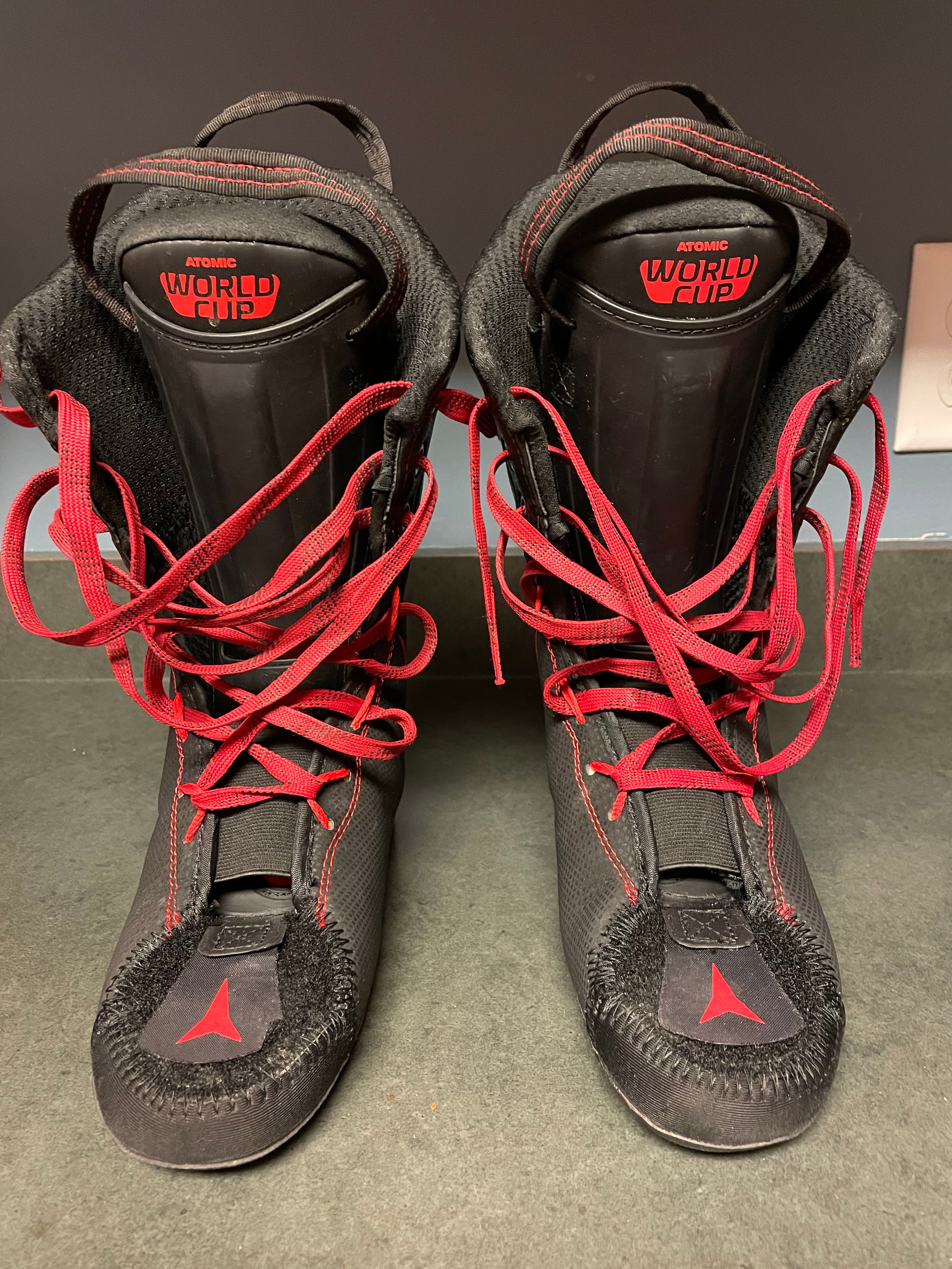 Atomic Redster WC 150 Ski Boots | SidelineSwap