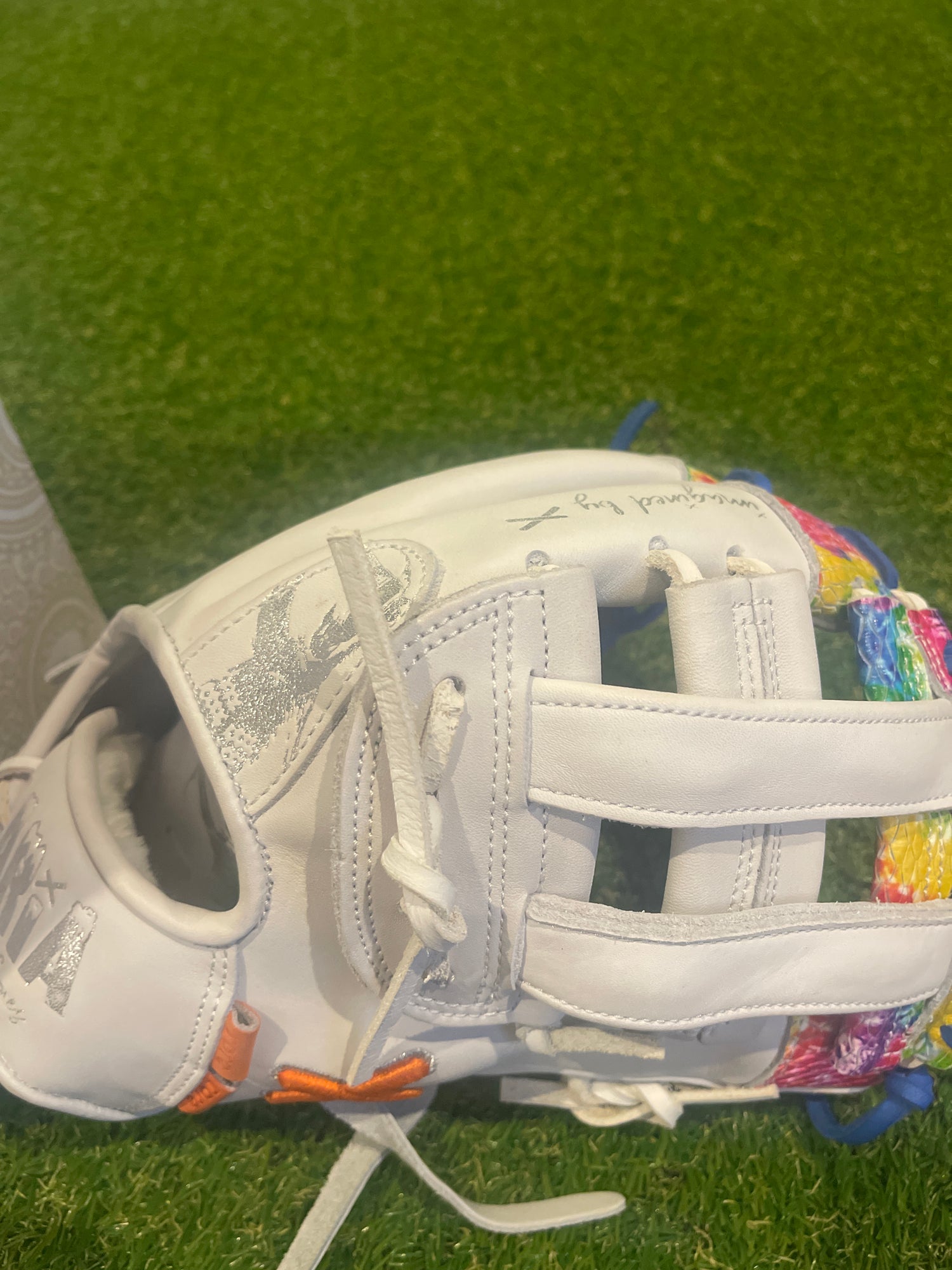 Jazz Chisholm Right Hand Throw Infield Baseball Glove 11.75" SidelineSwap