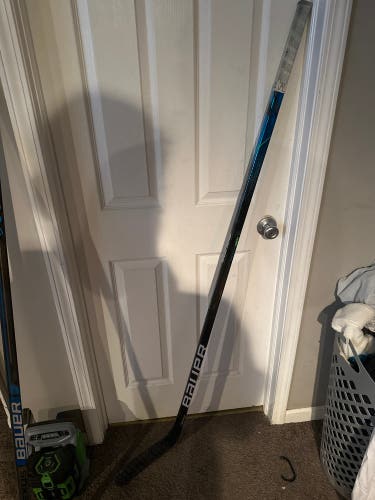 Senior Right Handed P88  Nexus Geo Hockey Stick
