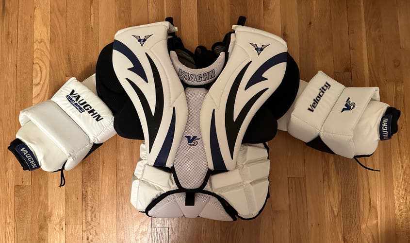 Vaughn Velocity V5 7800 Goalie Chest Arm Protector Senior Small
