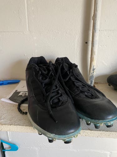 Jordan Low Football Cleats