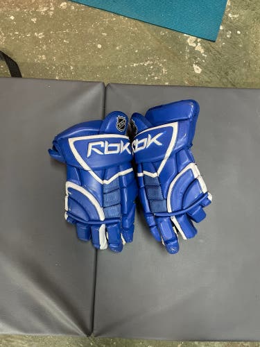 Used Reebok 14"  9k Gloves