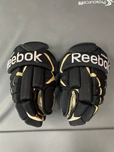 Pittsburgh Penguin Pro Stock Reebok 4 roll Gloves