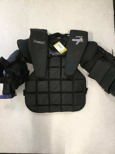 Used Vaughn Vp1500 Md Goalie Body Armour