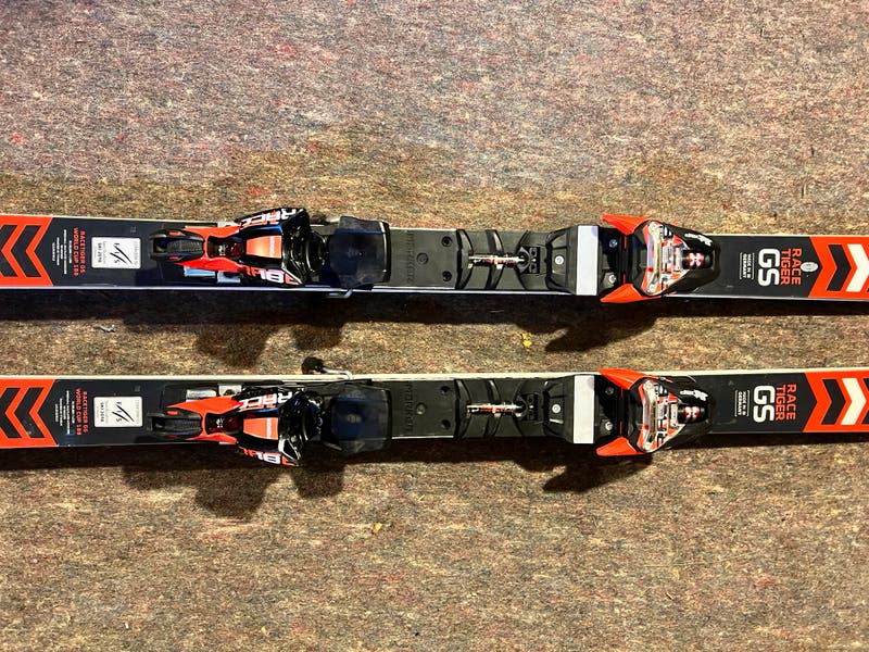 Volkl World Cup Racetiger GS 2022 Race ski With Marker X-comp