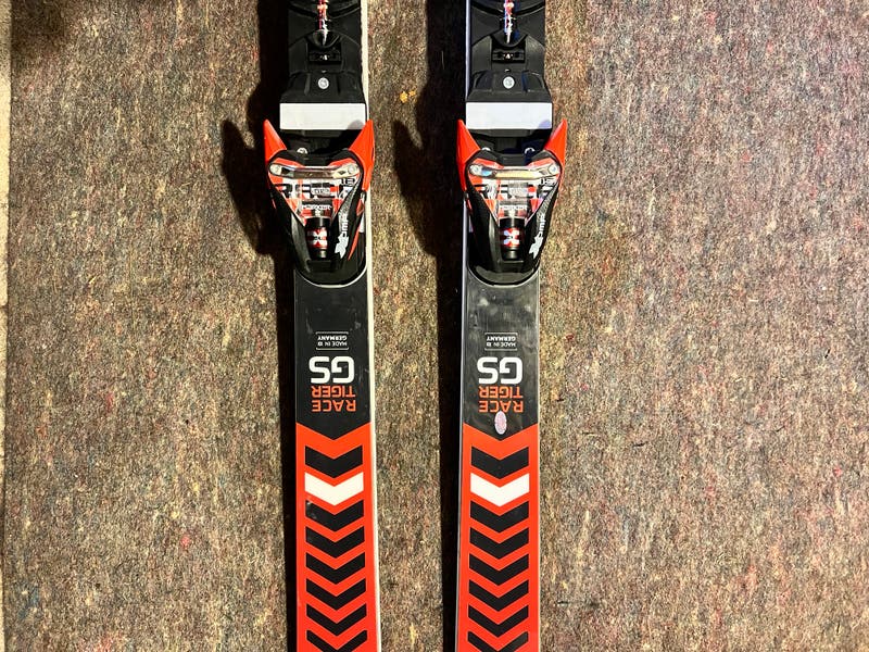 Völkl Racetiger GS World Cup 188cm スキー Volkl World Cup Racetiger GS 2022 Race ski With Marker X-comp