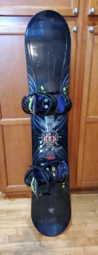 5150 Vice Snowboard 146cm With Morrow Axiom Binding Size Medium.