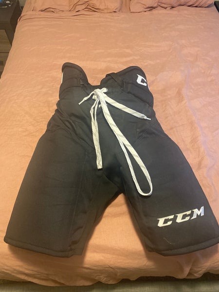 NHL on X: COOPERALLS ARE BACK 🤭 The padded black nylon pants