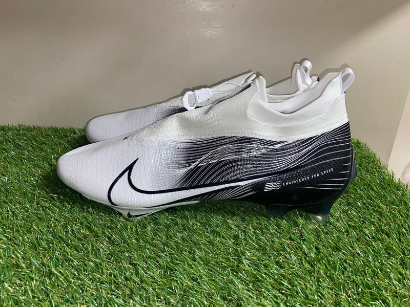 Nike Vapor Edge Elite 360 Flyknit Football Cleats Platinum  display picture 3