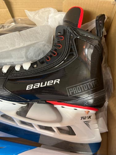 New Bauer ‘Prototype’ Vapor Hyperlite Hockey Skates