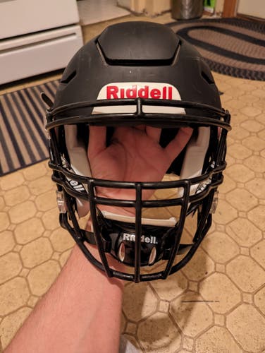 Adult Medium Riddell SpeedFlex Helmet