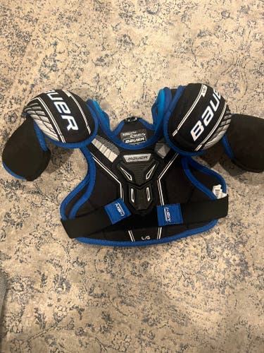 Used Youth Large Bauer MS 1 Shoulder Pads