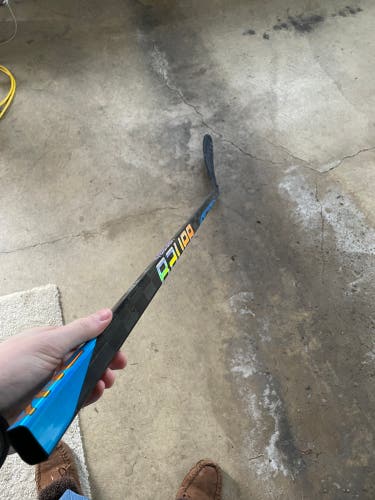 P28 Pro Stock Nexus Sync Hockey Stick