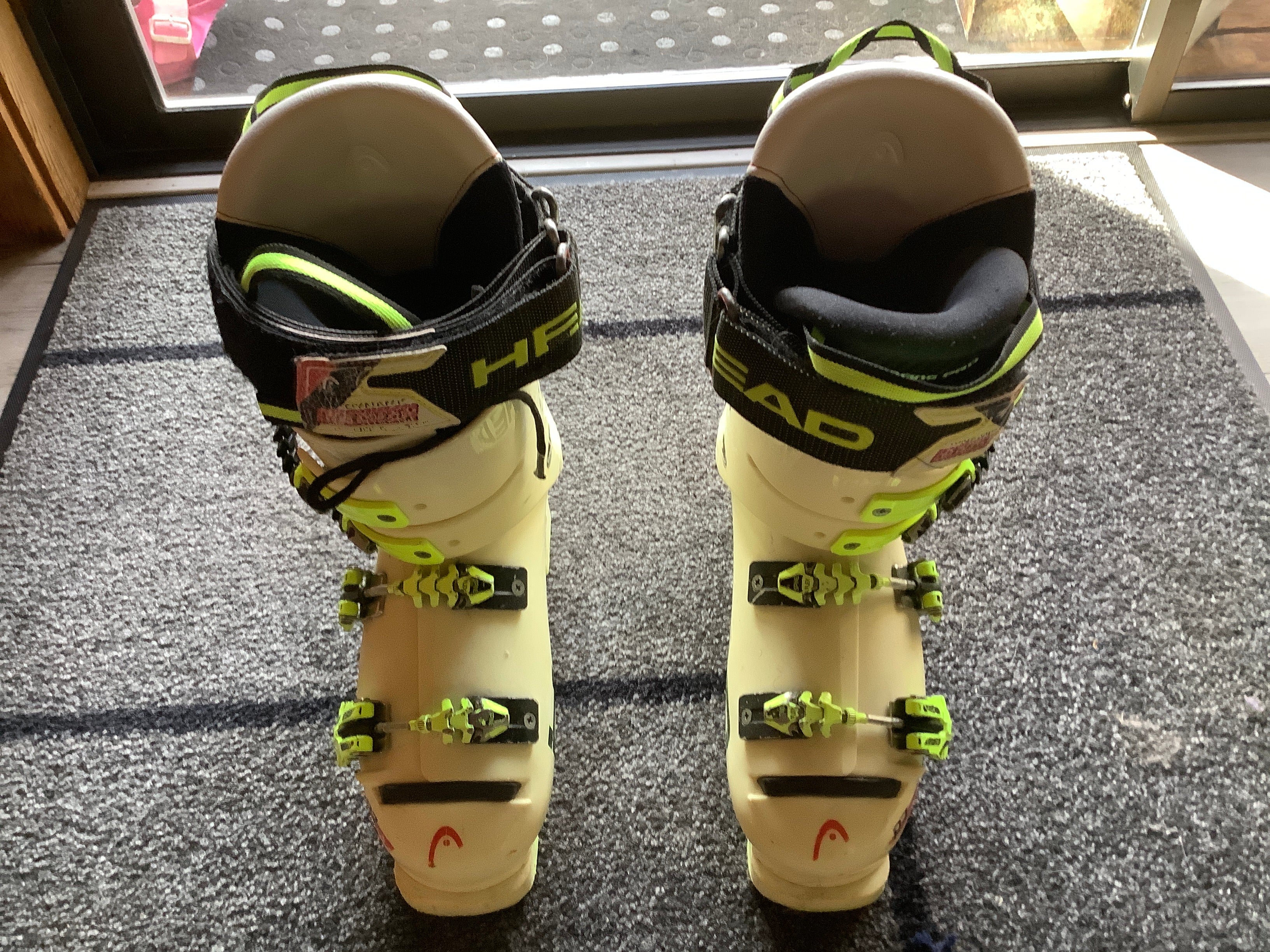 Used HEAD Racing Raptor B3 RD Ski Boots Stiff Flex | SidelineSwap