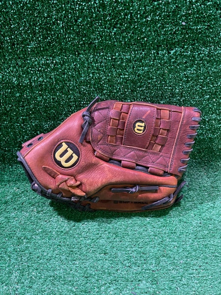 Wilson A0905 3X13 13" Softball glove (RHT)