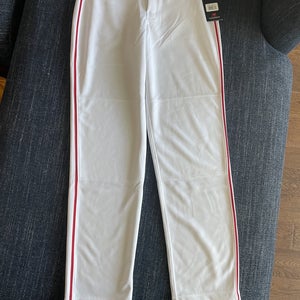 Never worn New Balance Adversary 2 baseball pants