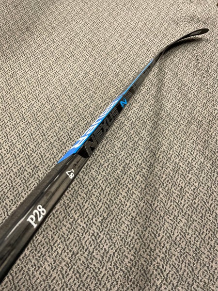 Bauer Nexus League 87 flex P28 curve left hand stick