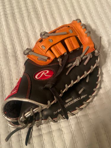 Used Right Hand Throw 12" R9 Baseball Glove