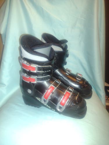Nordica GP TJ Youth 23.5 skiing boots black red