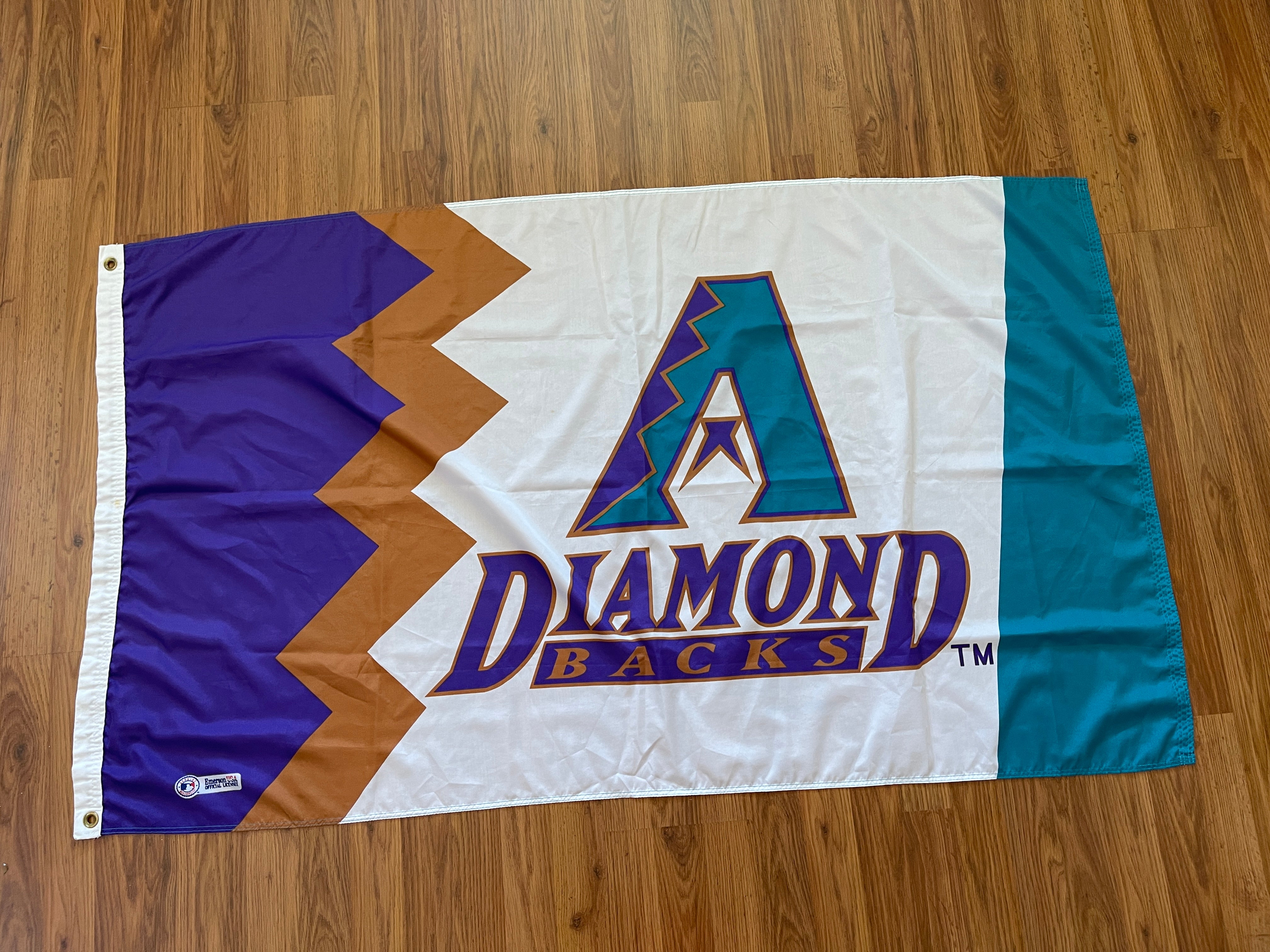 Arizona Diamondbacks MLB BASEBALL 2001 WORLD SERIES Mini Fan Cave Banner  Flag! | SidelineSwap