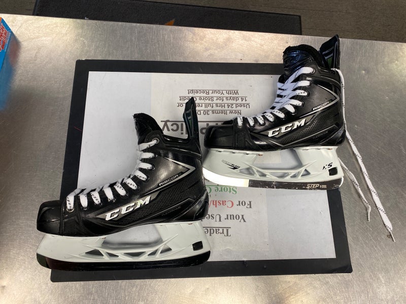 Used CCM Regular Width Size 8.5 Ribcor 80K Hockey Skates