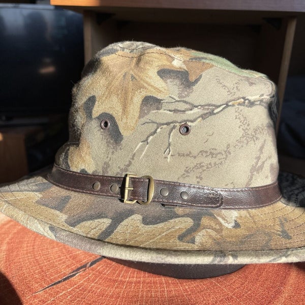 Realtree Camo Bucket / Boonie Hat - Medium - Vintage Snapback