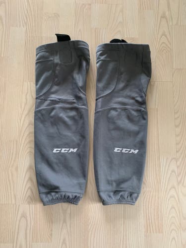 Gray Junior Used Large CCM SX8000 Socks