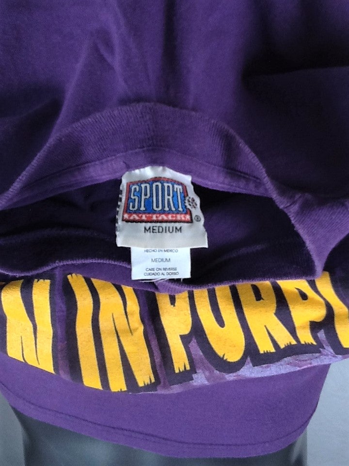 Vintage Minnesota Vikings “Men In Purple” (Med) NFL Football T