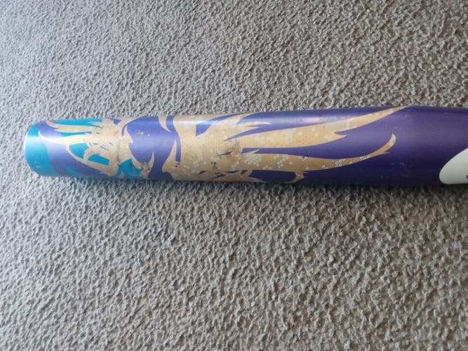 Used DeMarini Composite CF9 Bat (-10) 21 oz 31"