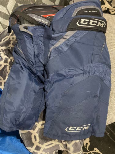Senior Medium CCM Vector Hockey Pants
