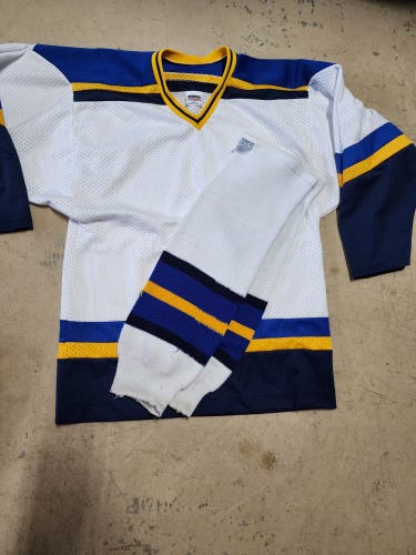 Senior XL AK Jersey with away socks blue and yellow