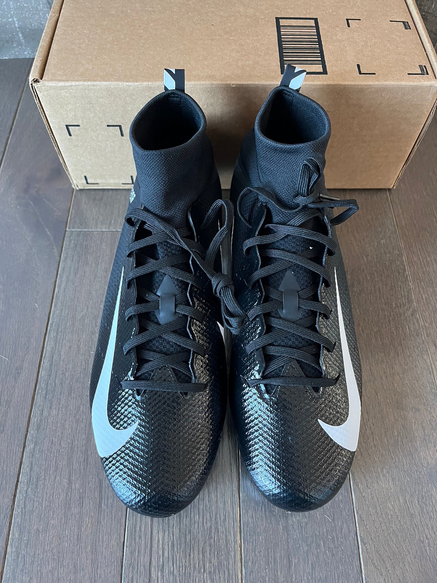 Nike Vapor Untouchable Pro 3 Detachable Football Cleats Size 14.5 AO3022-100 Nike Vapor Untouchable Pro 3 D Football Cleats AO3022-010  main image 3